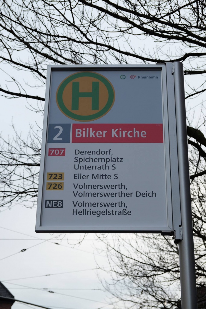 Düsseldorf Haltestellenschild (11/2016)