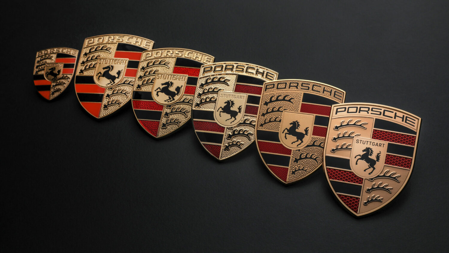 Porsche – Historie des Markenlogos (2023), Quelle: Porsche AG
