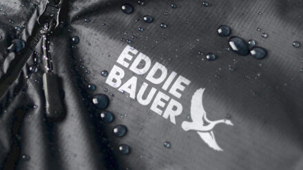 Eddie Bauer – Branding Visual Jacke, Quelle: Eddie Bauer